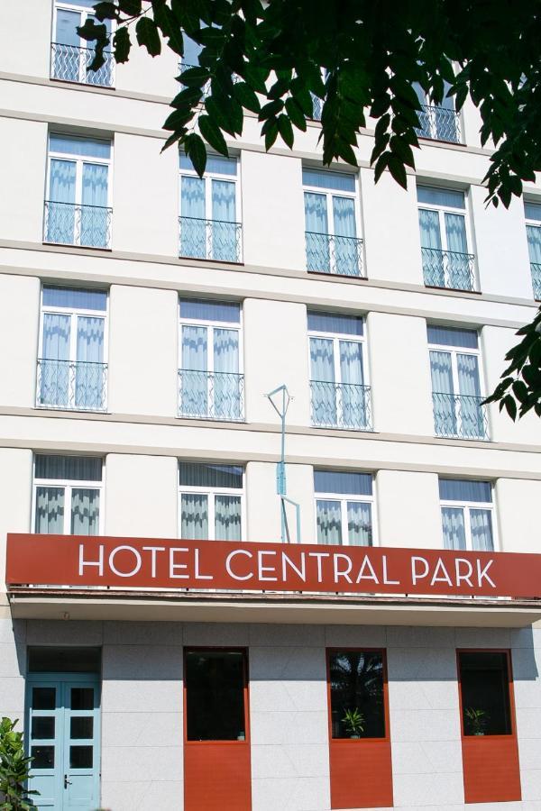 Hotel Central Park Poděbrady エクステリア 写真